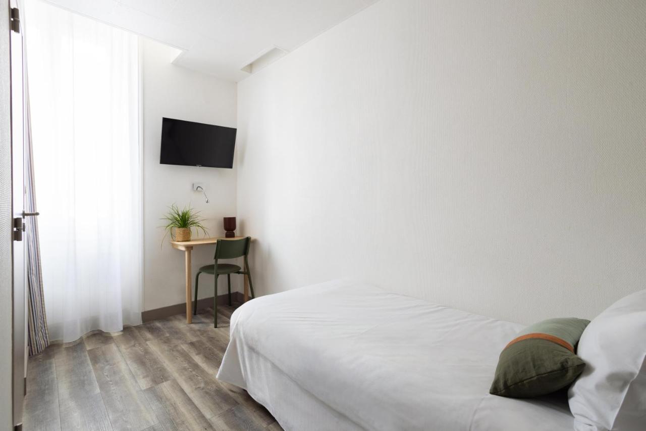 Hotel Suzane Angers Exterior foto