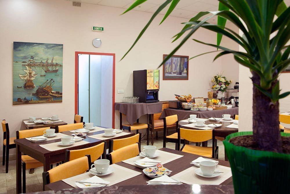 Hotel Suzane Angers Exterior foto