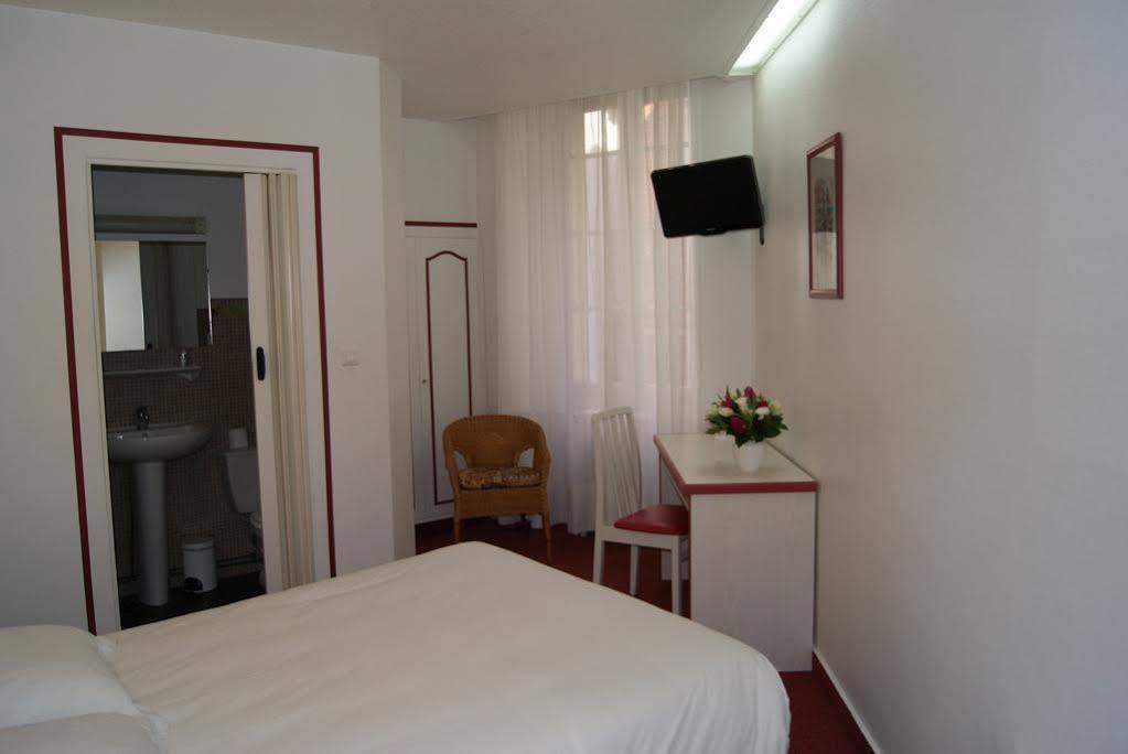 Hotel Suzane Angers Exterior foto